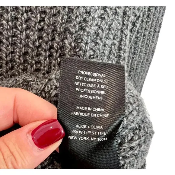 Alice   Olivia Chunky Marled Drop Hem Sweater Wool Blend Crew Neck Sweater- XS