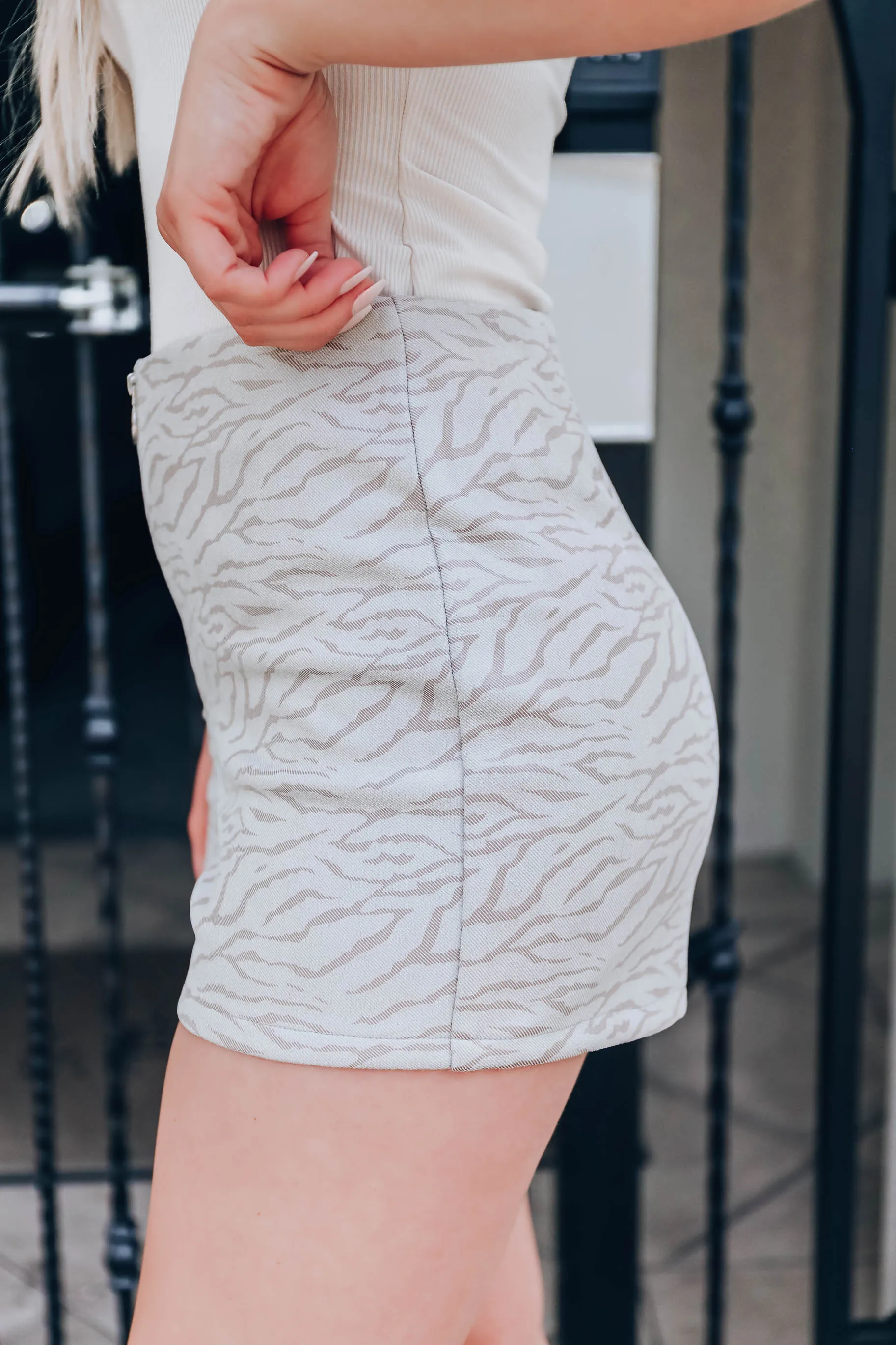 Ashby Front Zipper Shorts