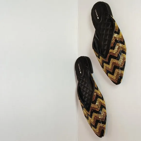 Birdies The Swan Flat Mule Black Gold Deco Beaded Chevron Pointed Toe Size 7.5