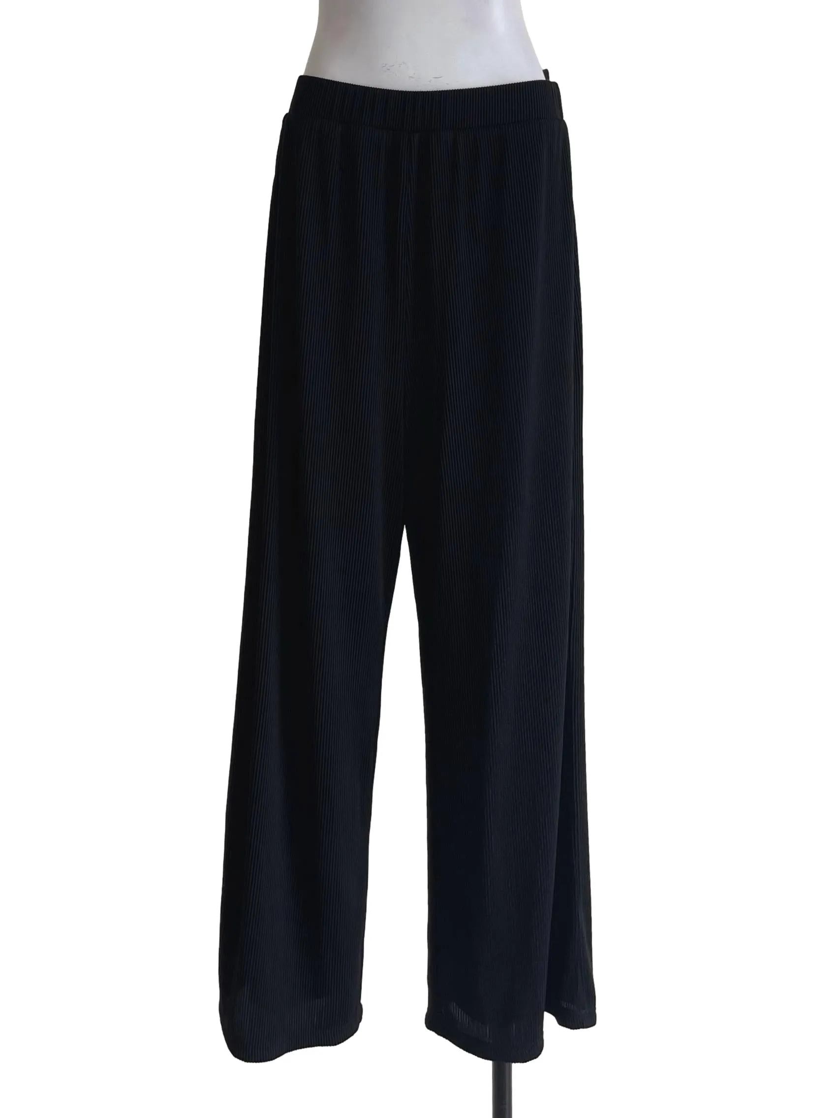 Black Pleated Comfy Pants