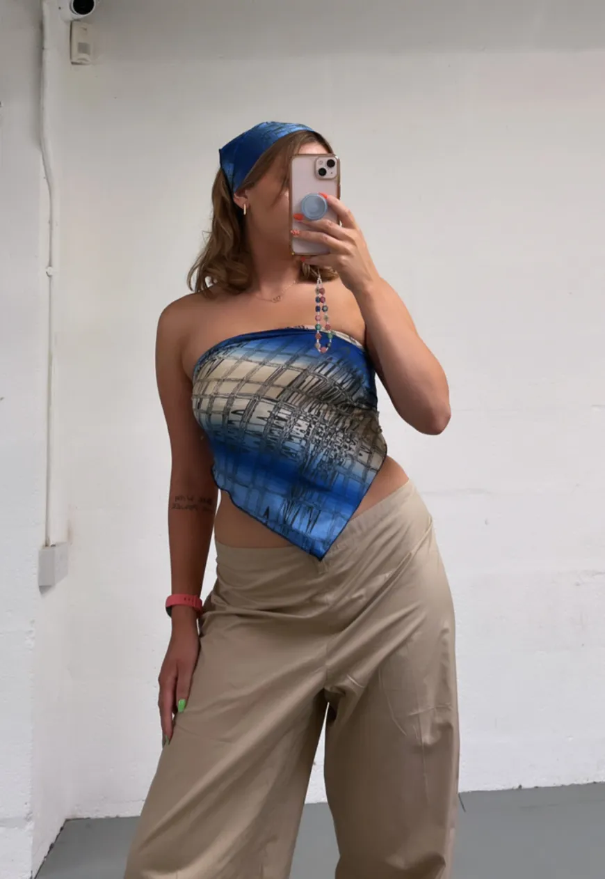 BLUE/PINK GRID REVERSIBLE HANKIE TOP