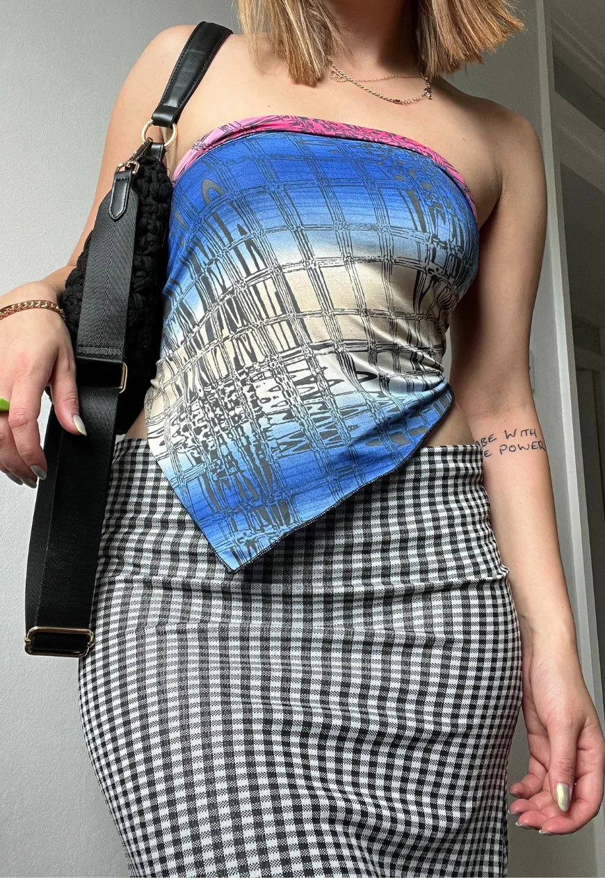 BLUE/PINK GRID REVERSIBLE HANKIE TOP