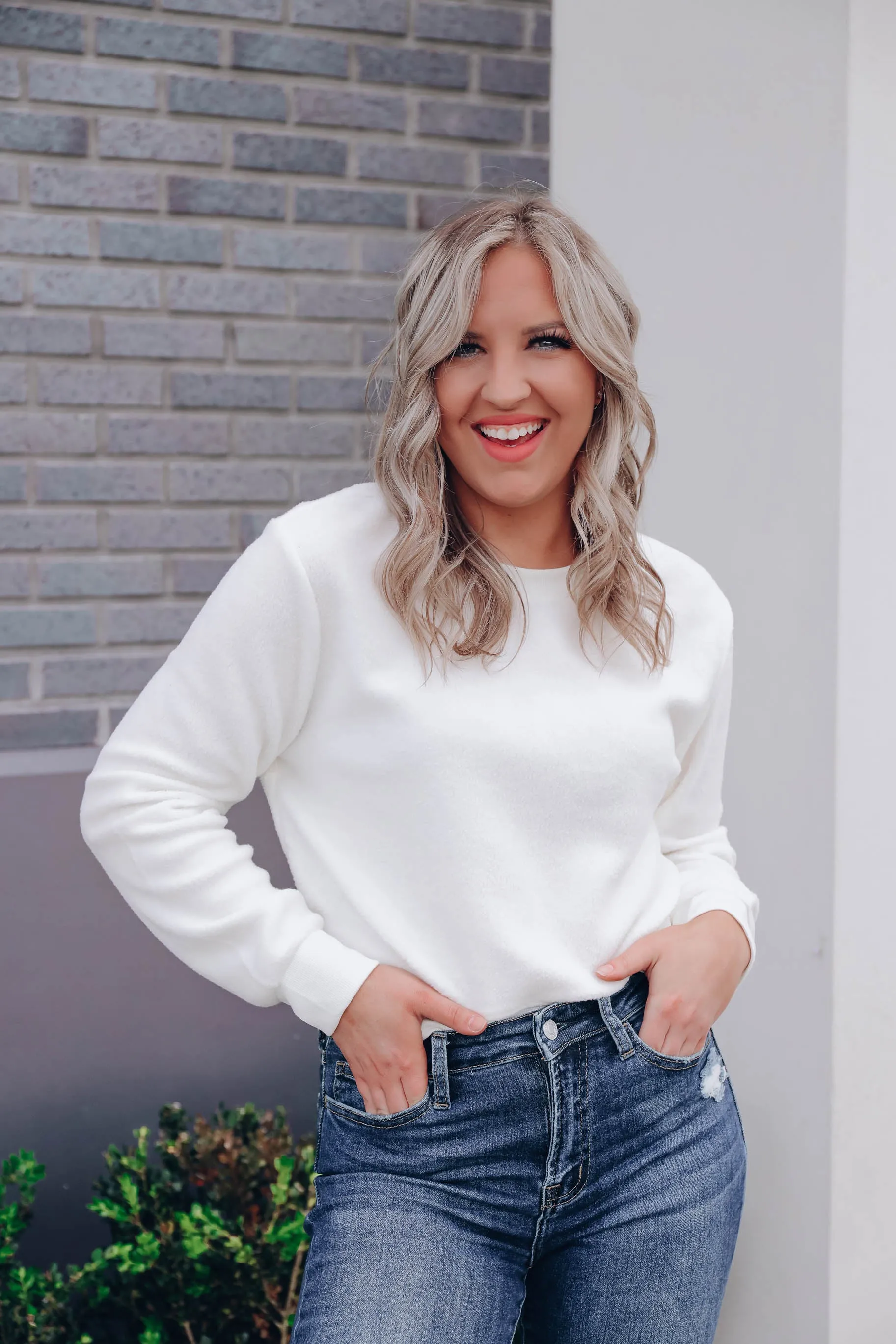 Brushed Fleece Crew Neck Pullover - Off White