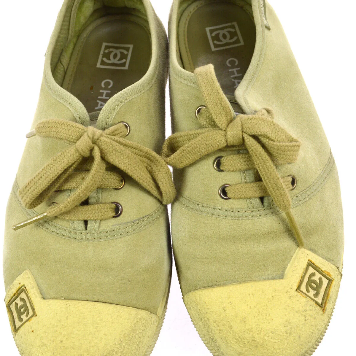 CHANEL CC Logos Bi-color Sneakers Shoes Light Green Suede 06C #35 01095
