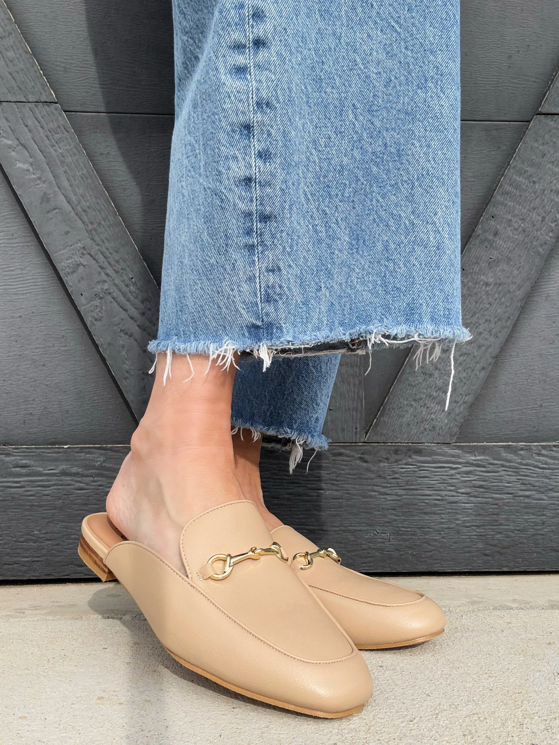 Corkys Charmer Mule In Camel