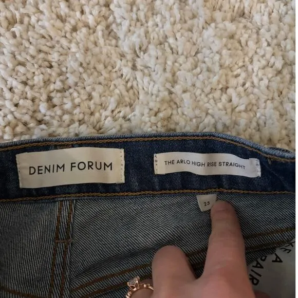 Denim Forum The Arlo High Rise Straight Dark Wash Jeans Size 25