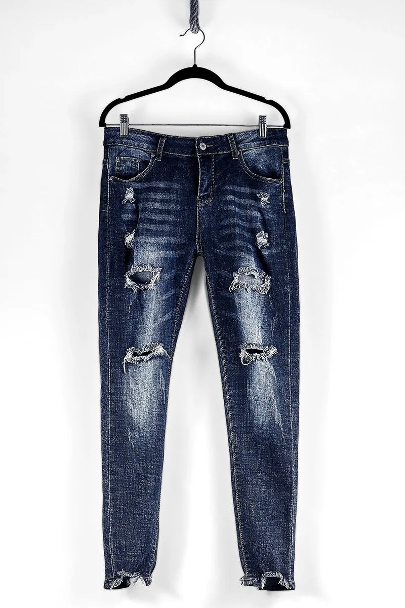 Distressed Frayed Skinny Jeans