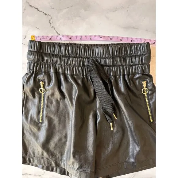 Generation Love Womens Arianna Vegan Leather Shorts - Black XS