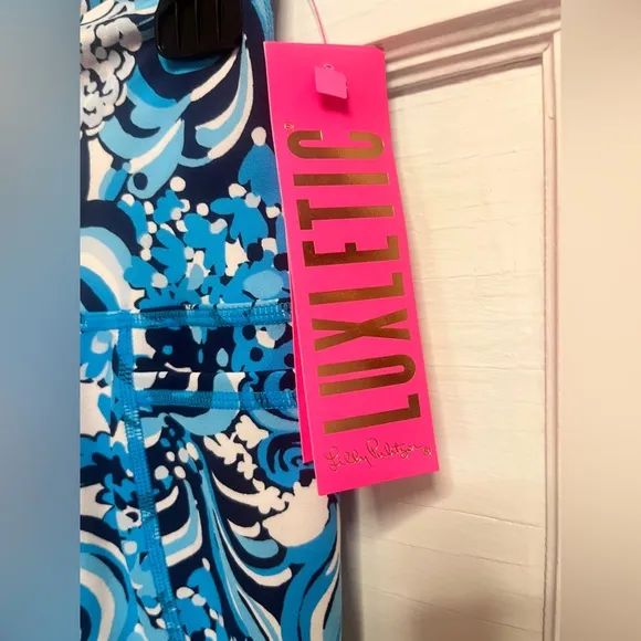 Lilly Pulitzer UPF 50  Luxletic 8&quot; South Beach High Rise Bike Short Small