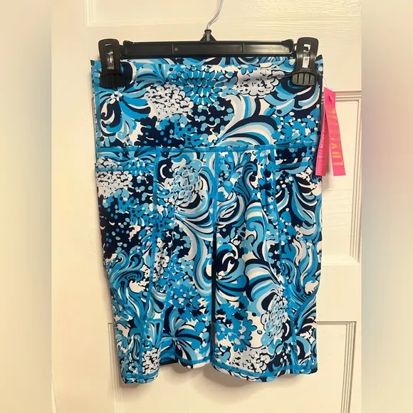 Lilly Pulitzer UPF 50  Luxletic 8&quot; South Beach High Rise Bike Short Small