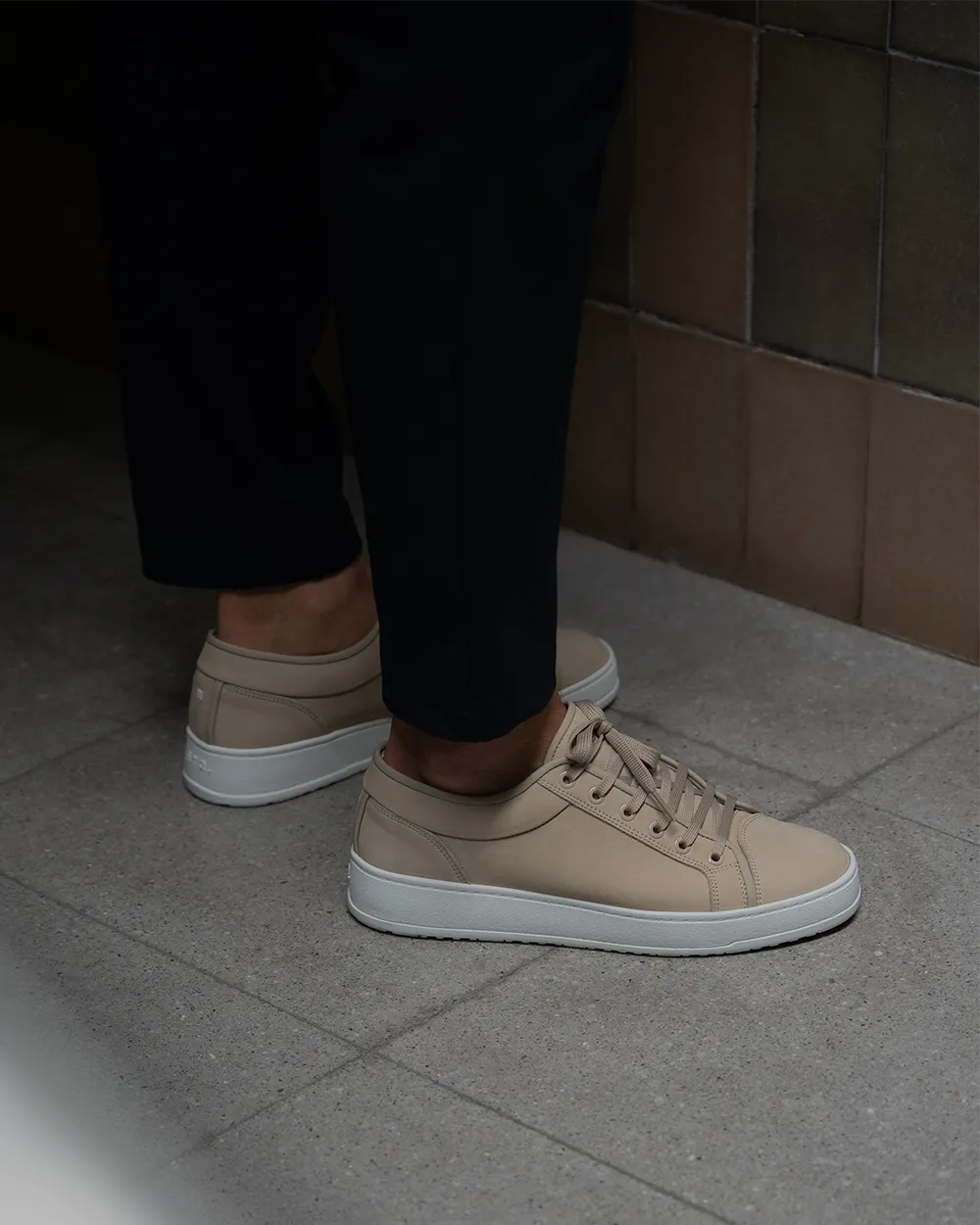 LT 01 Shades Nubuck Sand