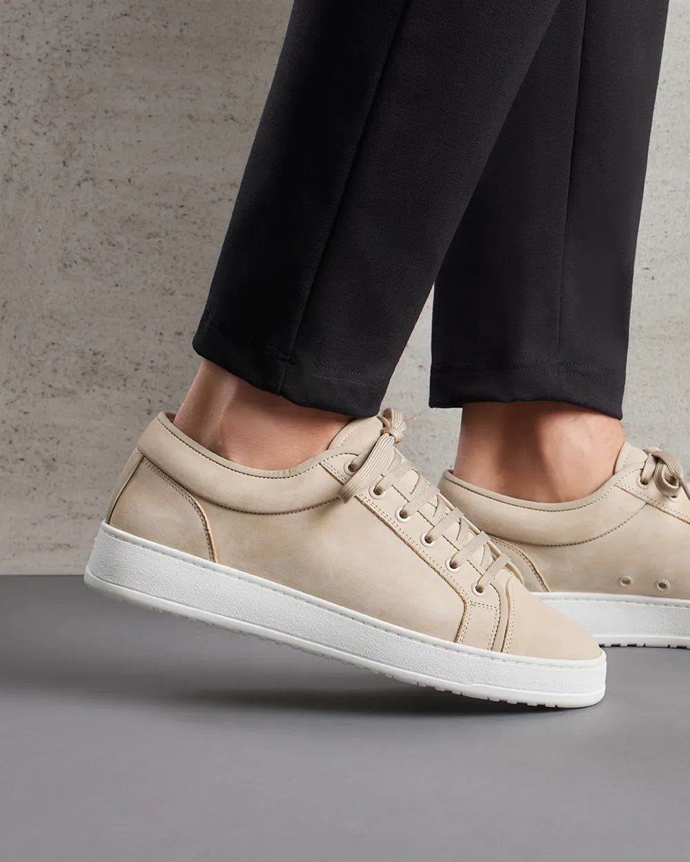 LT 01 Shades Nubuck Sand
