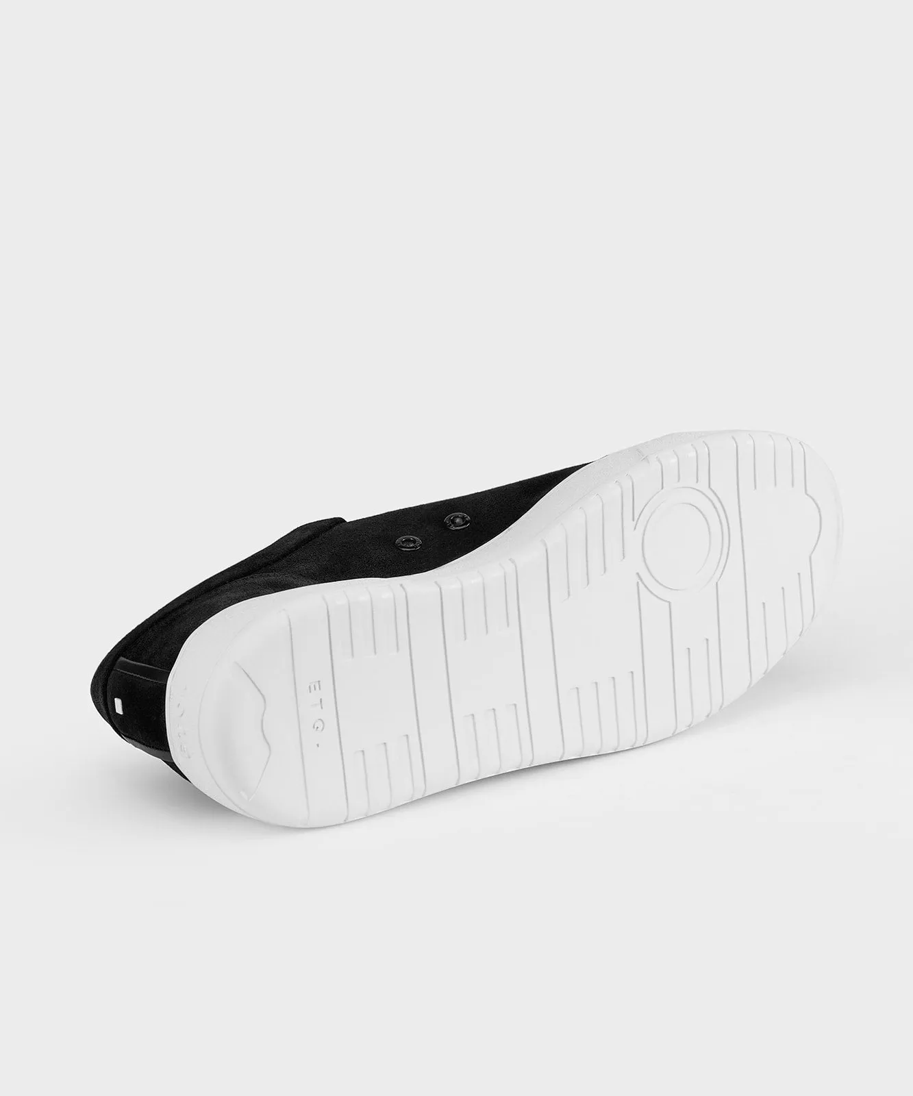LT 01 Shades Suede Jet Black