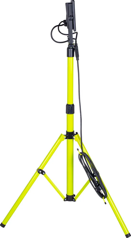 Luceco EFLDTT50B50 Eco Tripod  Black Twin 5000lm 2x50W 5000K - UK Plug