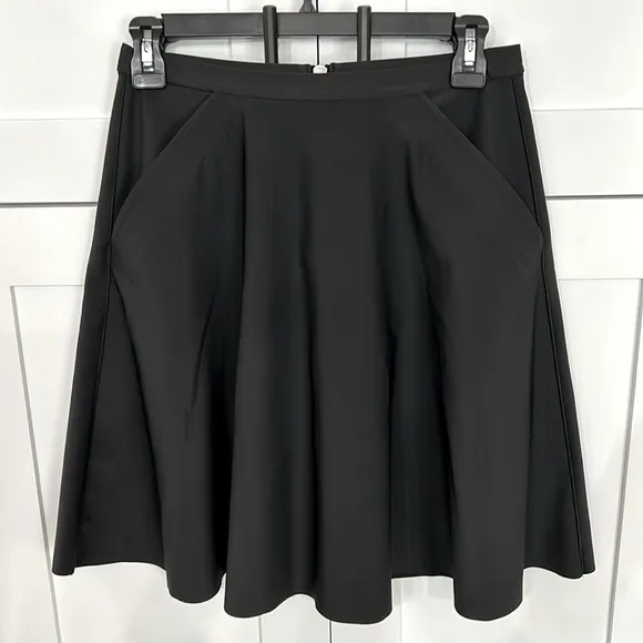 Lululemon Good To Go Black High Waist Skirt - 6 - EUC