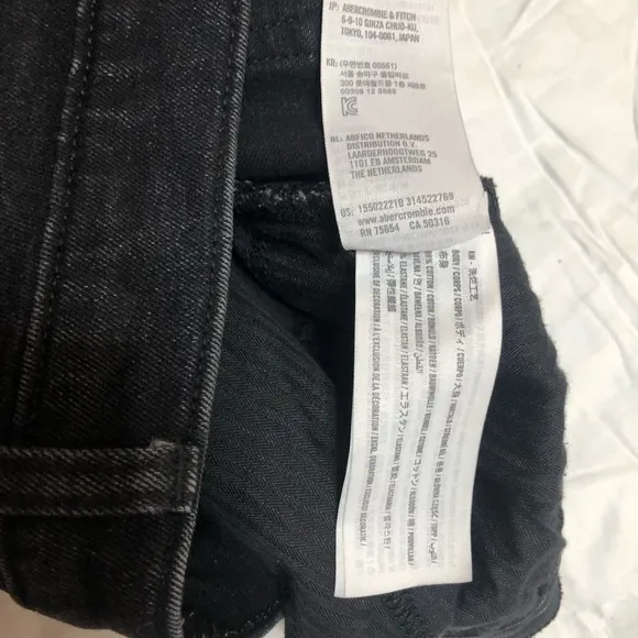 NEW⭐️ABERCOMBIE &amp; FITCH Skinny High Rise Women’s Black Jeans Split Hem Size 16
