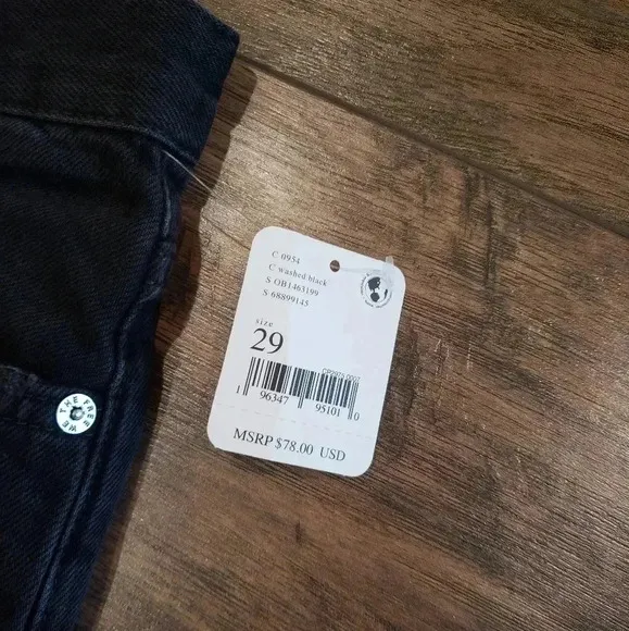 NWT Free People Maggie Mid Rise Distressed Straight Leg Jeans Black Size 29