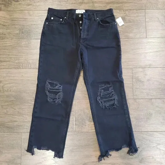 NWT Free People Maggie Mid Rise Distressed Straight Leg Jeans Black Size 29