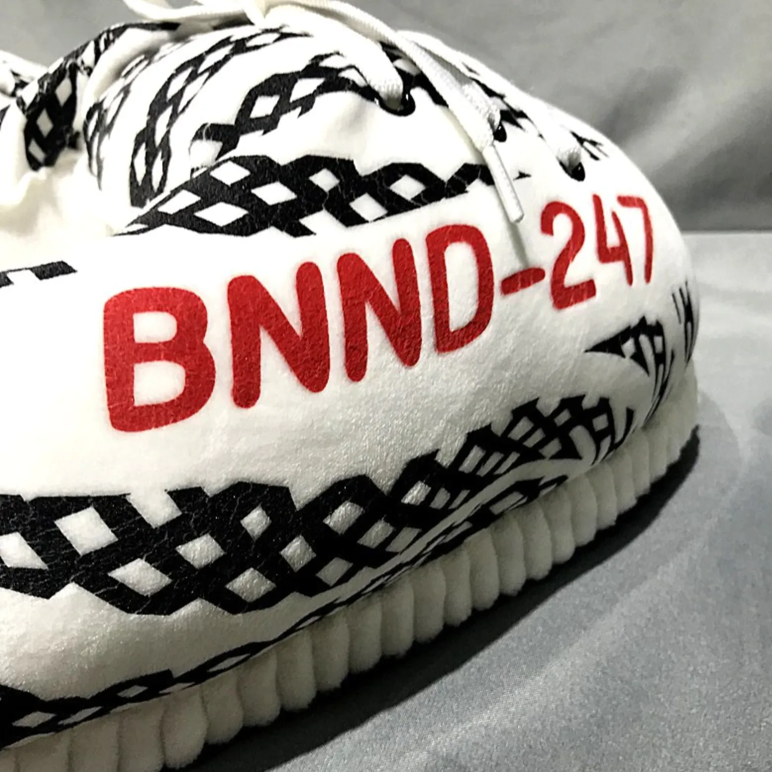 "350 V2" CHAUSSONS PANTOUFLES SNEAKERS - URB1™