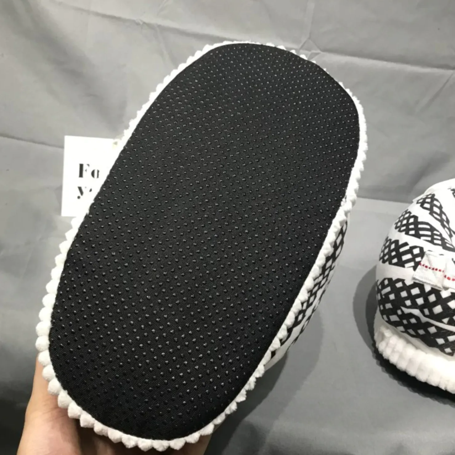 "350 V2" CHAUSSONS PANTOUFLES SNEAKERS - URB1™