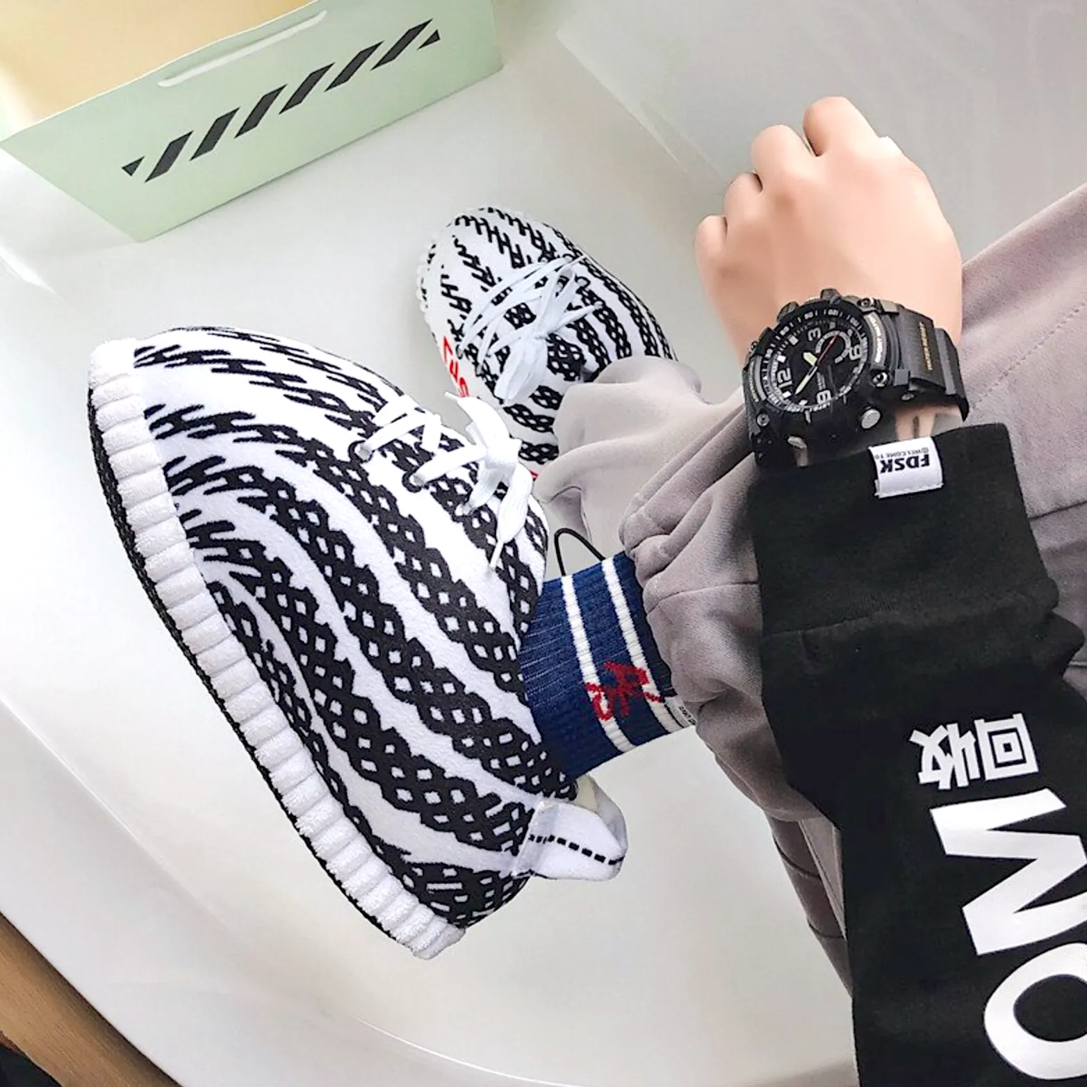 "350 V2" CHAUSSONS PANTOUFLES SNEAKERS - URB1™