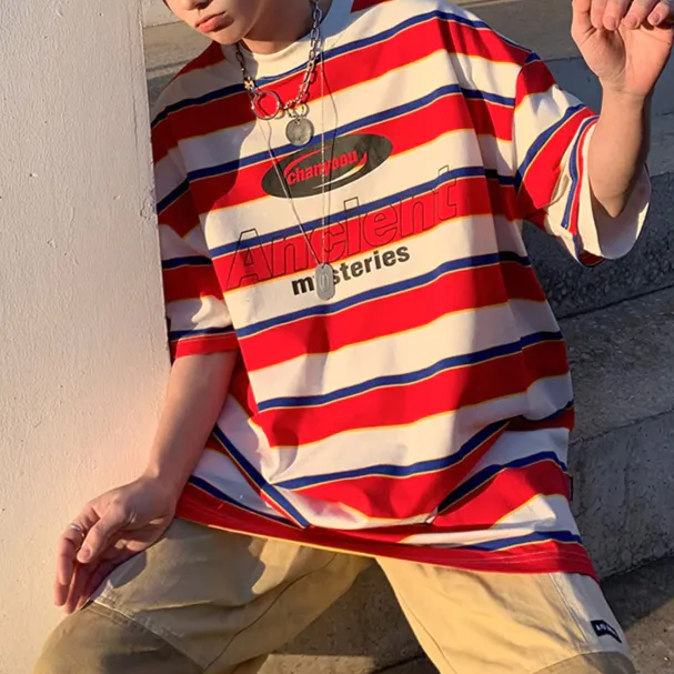 "ANCIENT" T-shirt à Rayures Rouge - URB1™
