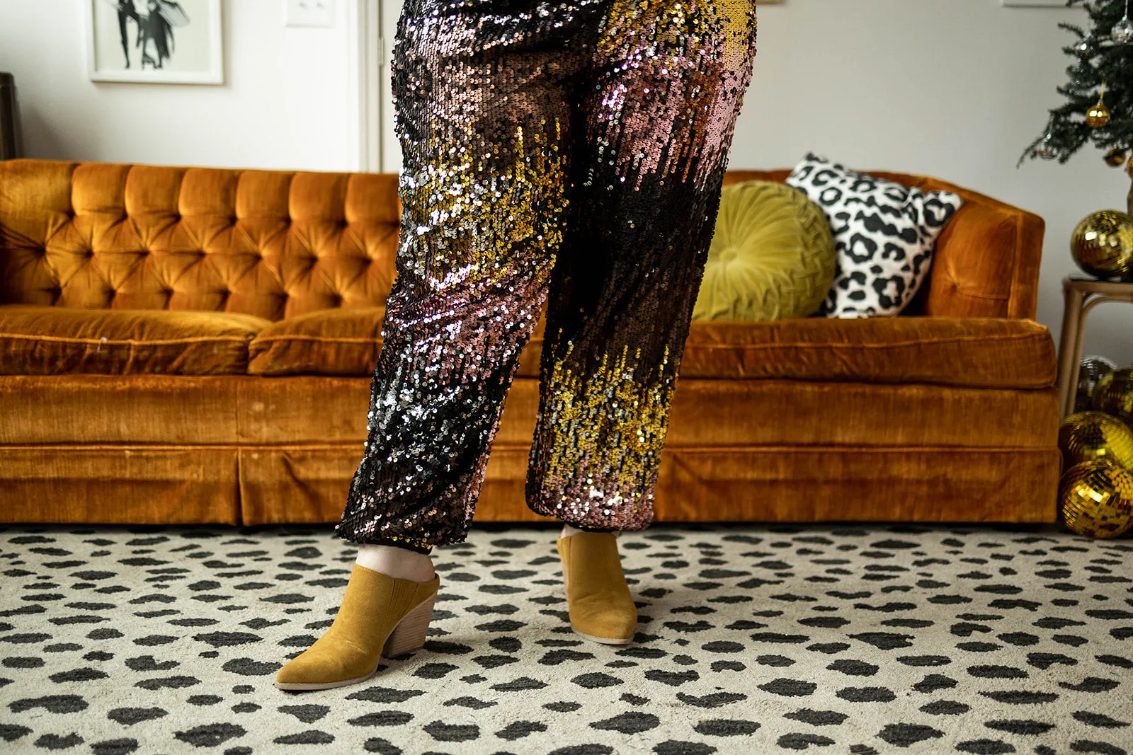scarlett joggers in sequin