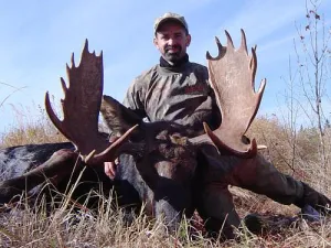 South Peace Outfitters - Guided Rut Moose Hunt
