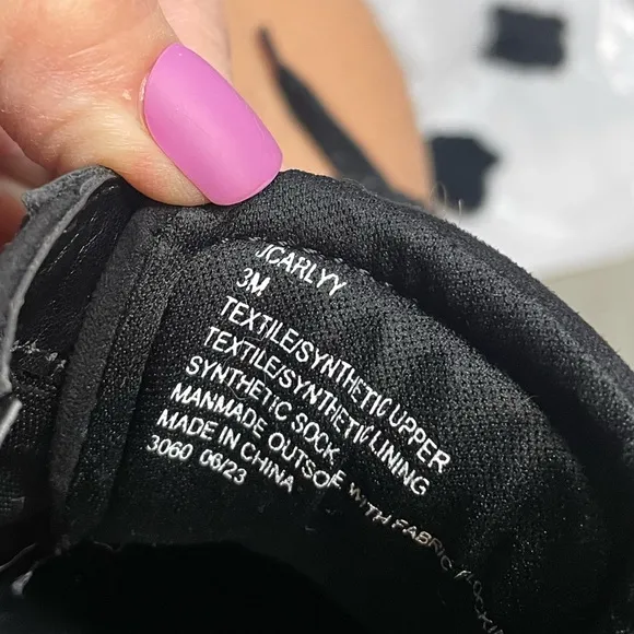 Steve Madden Girls JCarlly black embellished High tops, size 3