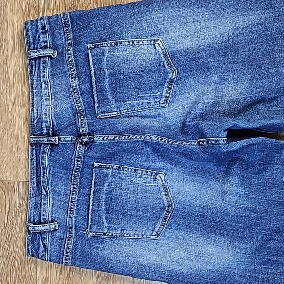 Tesoro Moda High Rise Medium Wash Distressed Pearl Heart Beaded Straight Jean