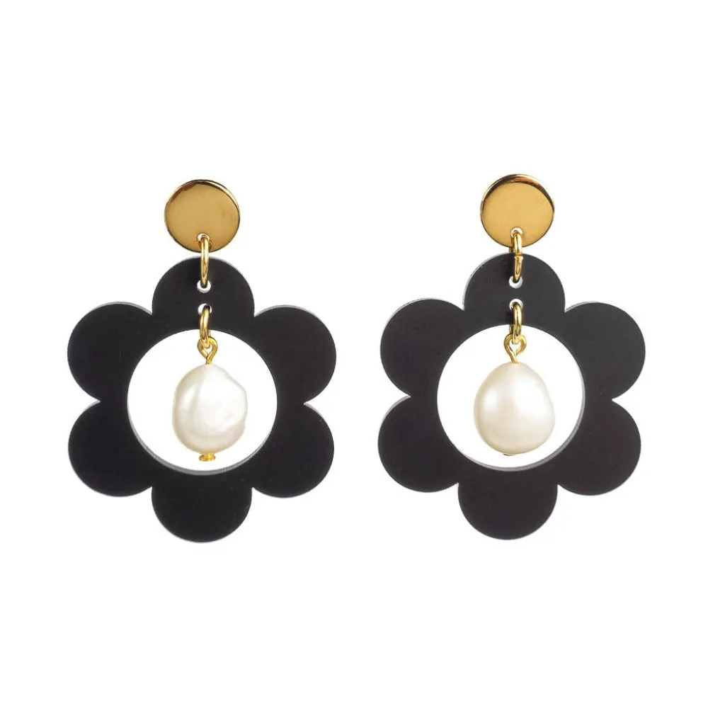 Toolally Earrings - 60's Pearl Daisies