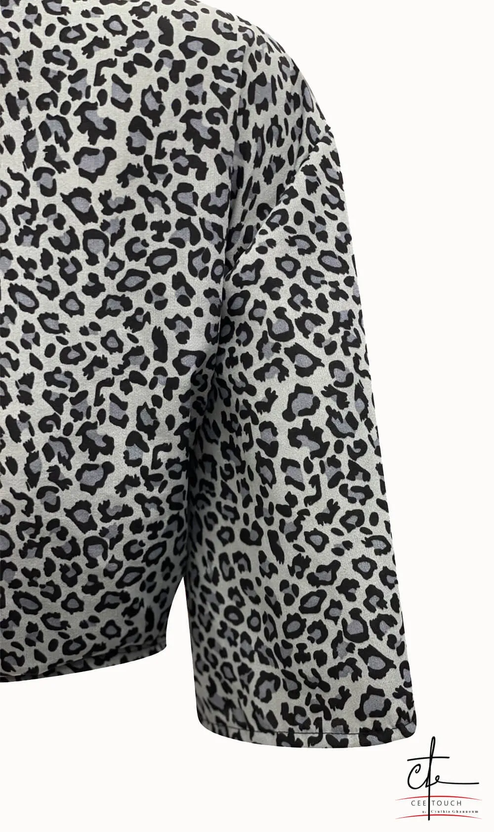 Traditional Leopard Print Front Knot Crop Top