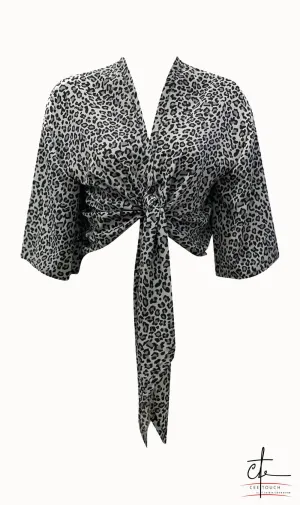 Traditional Leopard Print Front Knot Crop Top