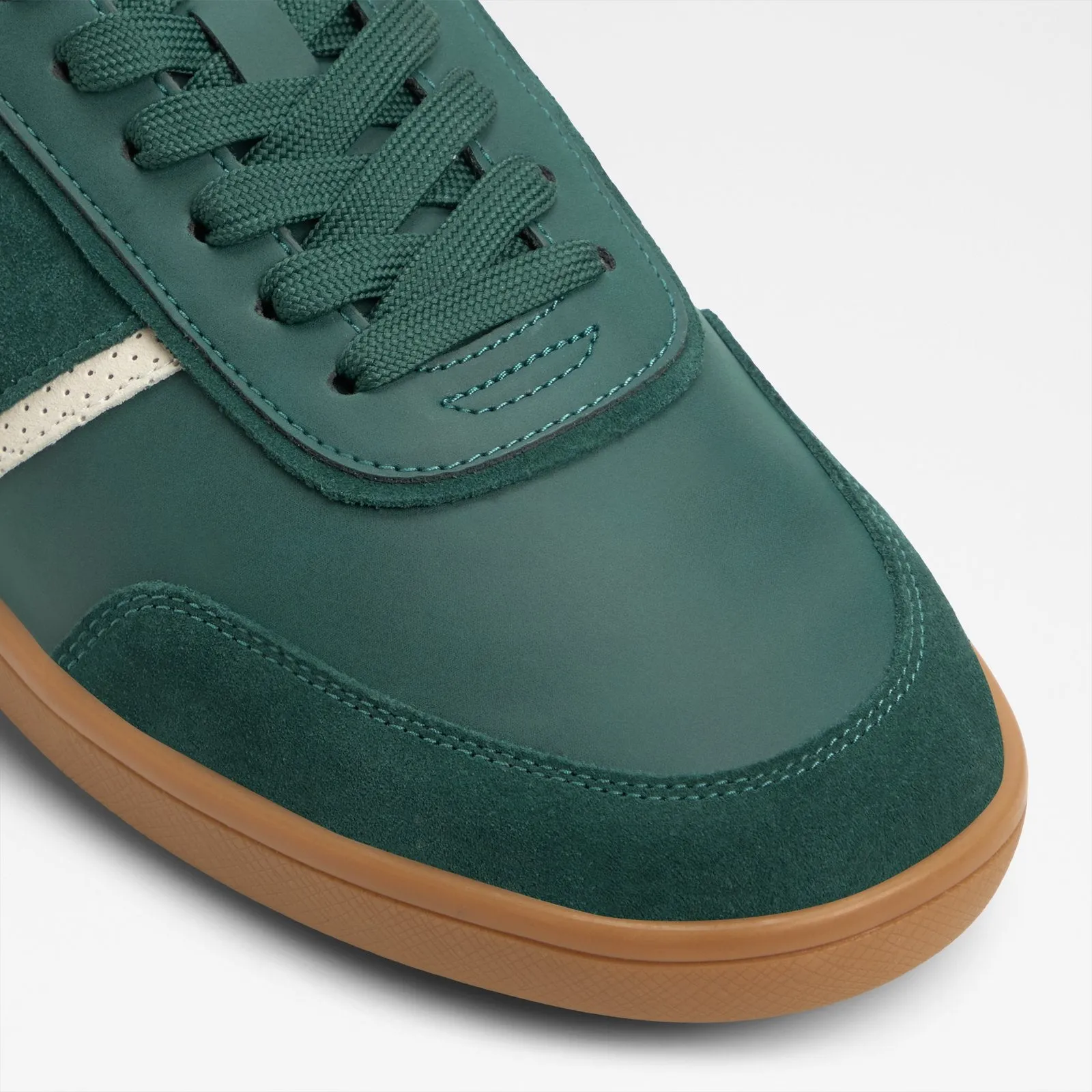 Uptown / Sneakers