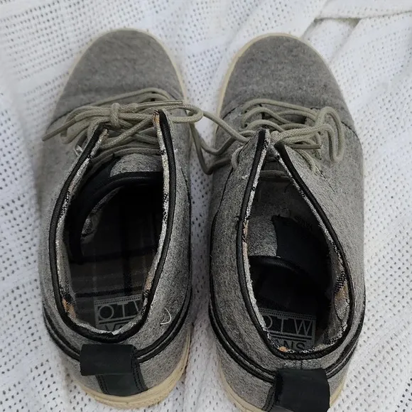 Vans‎ Alomar wool high tops 9.5