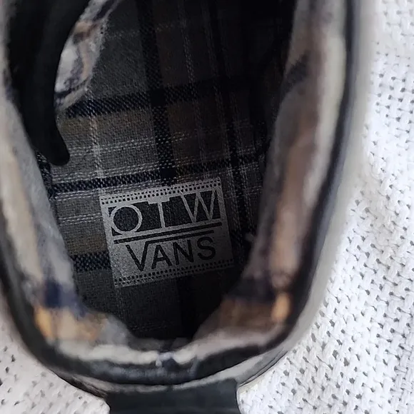 Vans‎ Alomar wool high tops 9.5