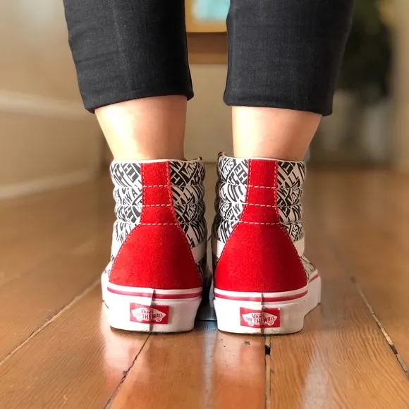 ♥️VANS SK-8 HIGH TOP RED SUEDE ♥️