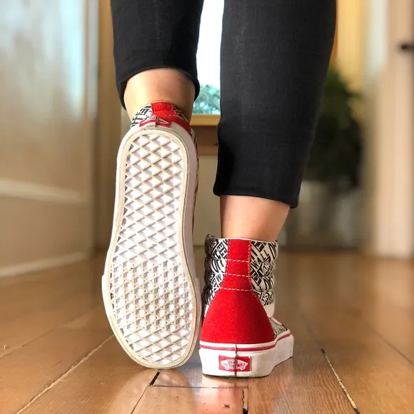 ♥️VANS SK-8 HIGH TOP RED SUEDE ♥️