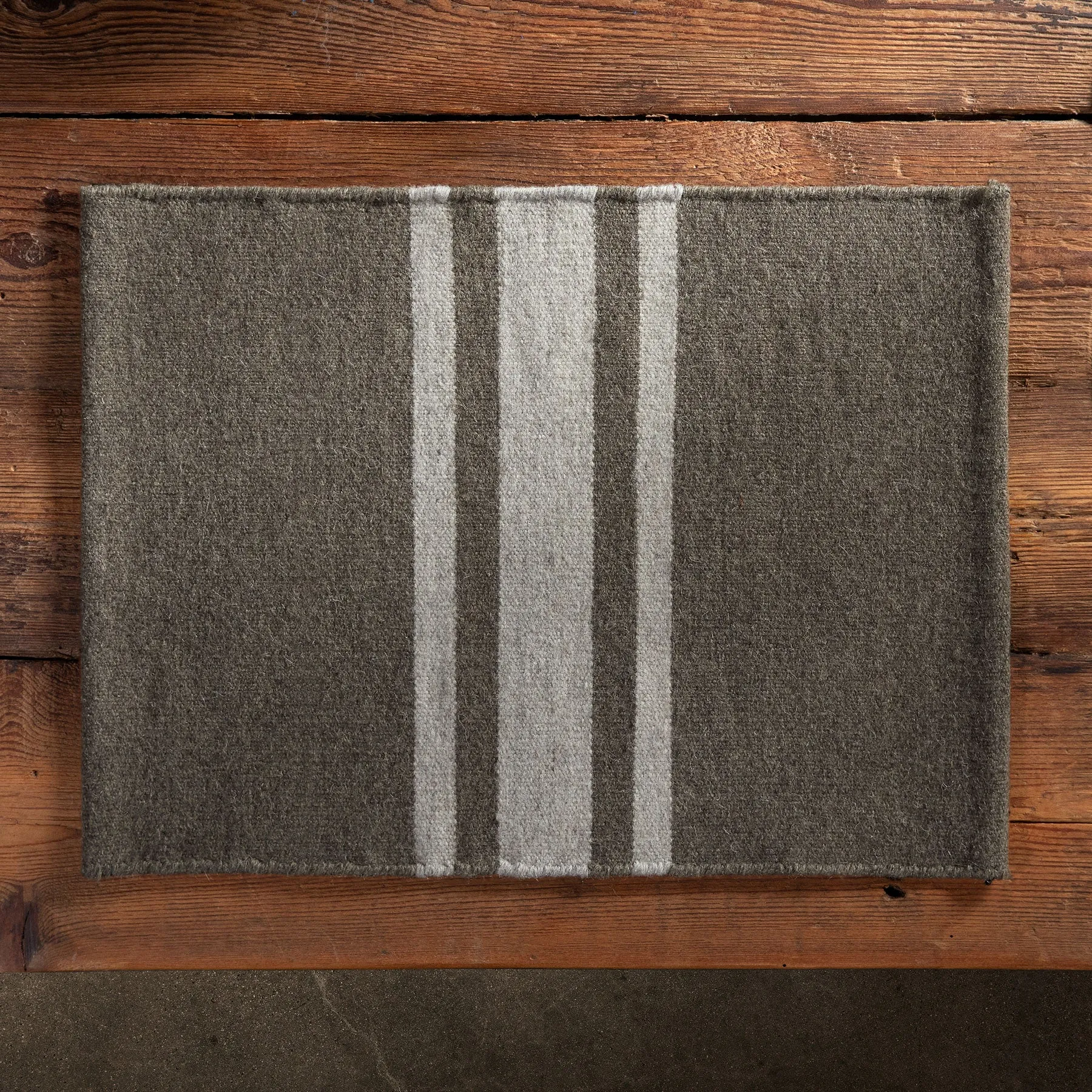 Wool Striped Placemat - Mule/Pearl Grey