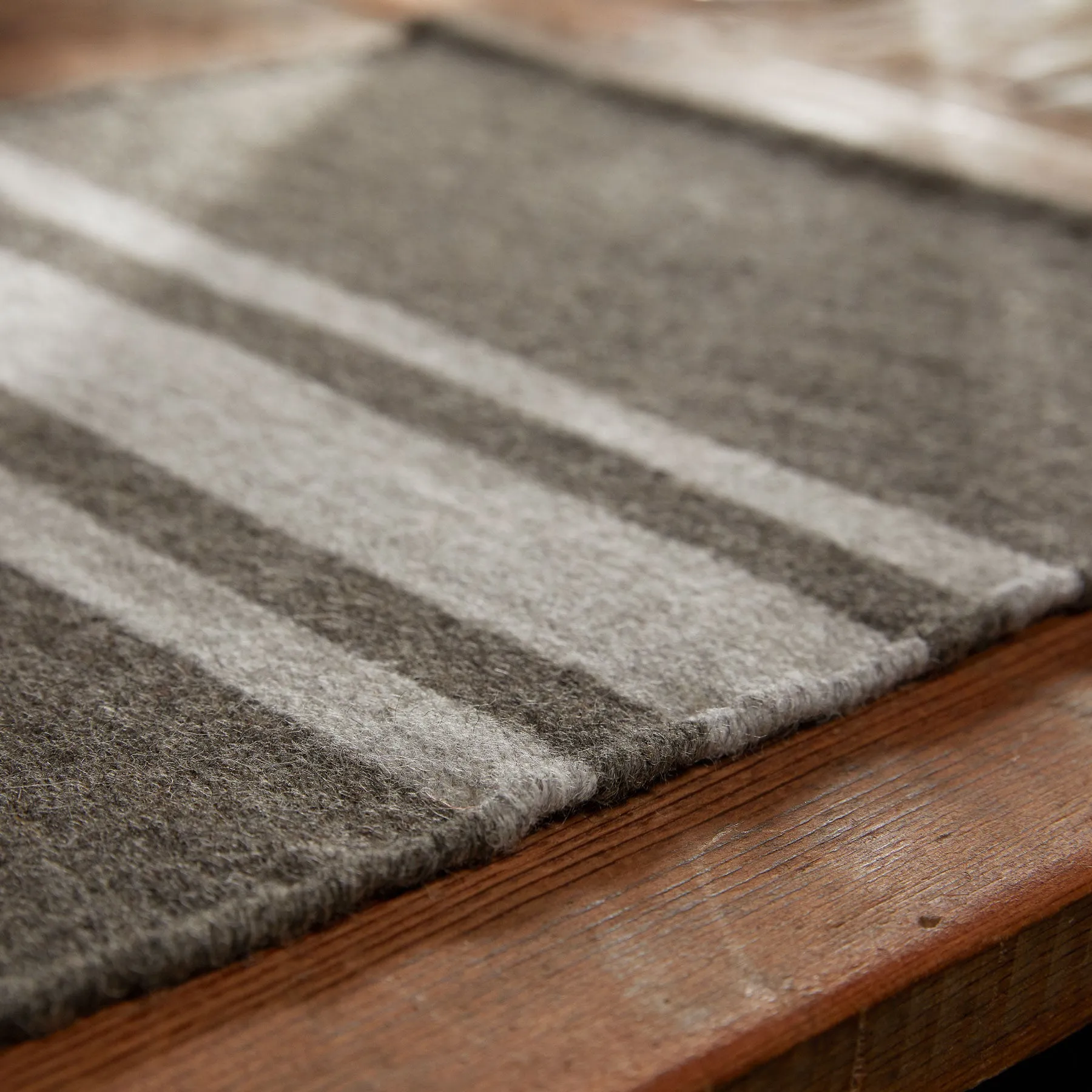 Wool Striped Placemat - Mule/Pearl Grey